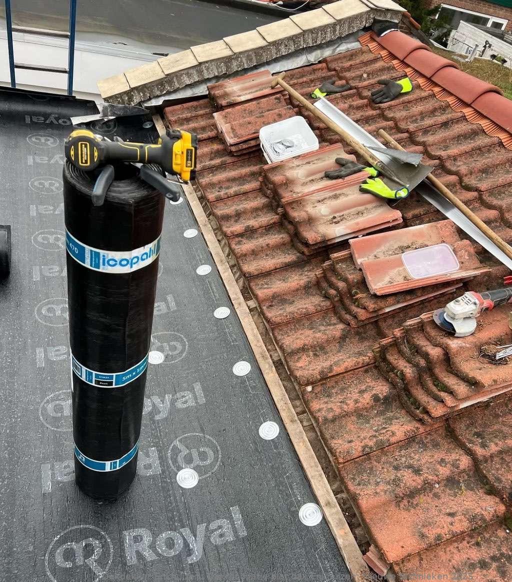 Dakrenovatie Van Plat Dak Enkhuizen